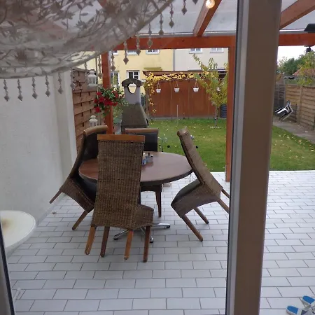 Haus In Der Naehe Von Messe