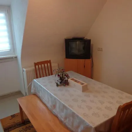 Haus In Der Naehe Von Messe *