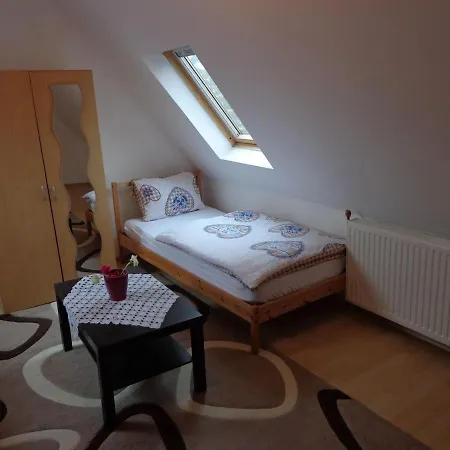 Haus In Der Naehe Von Messe Hanower